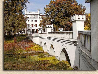 Na cmentarzu w Starejwsi zachował się grób moich prapradziadków Franciszki i Antoniego Kurtz z roku 1901...